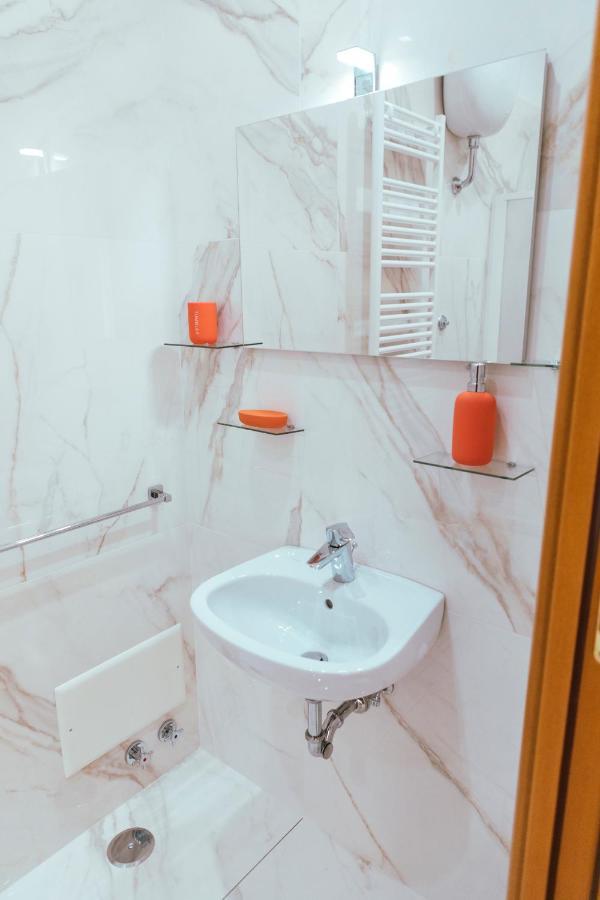 Relais Cuorenapoletano Наполи Екстериор снимка