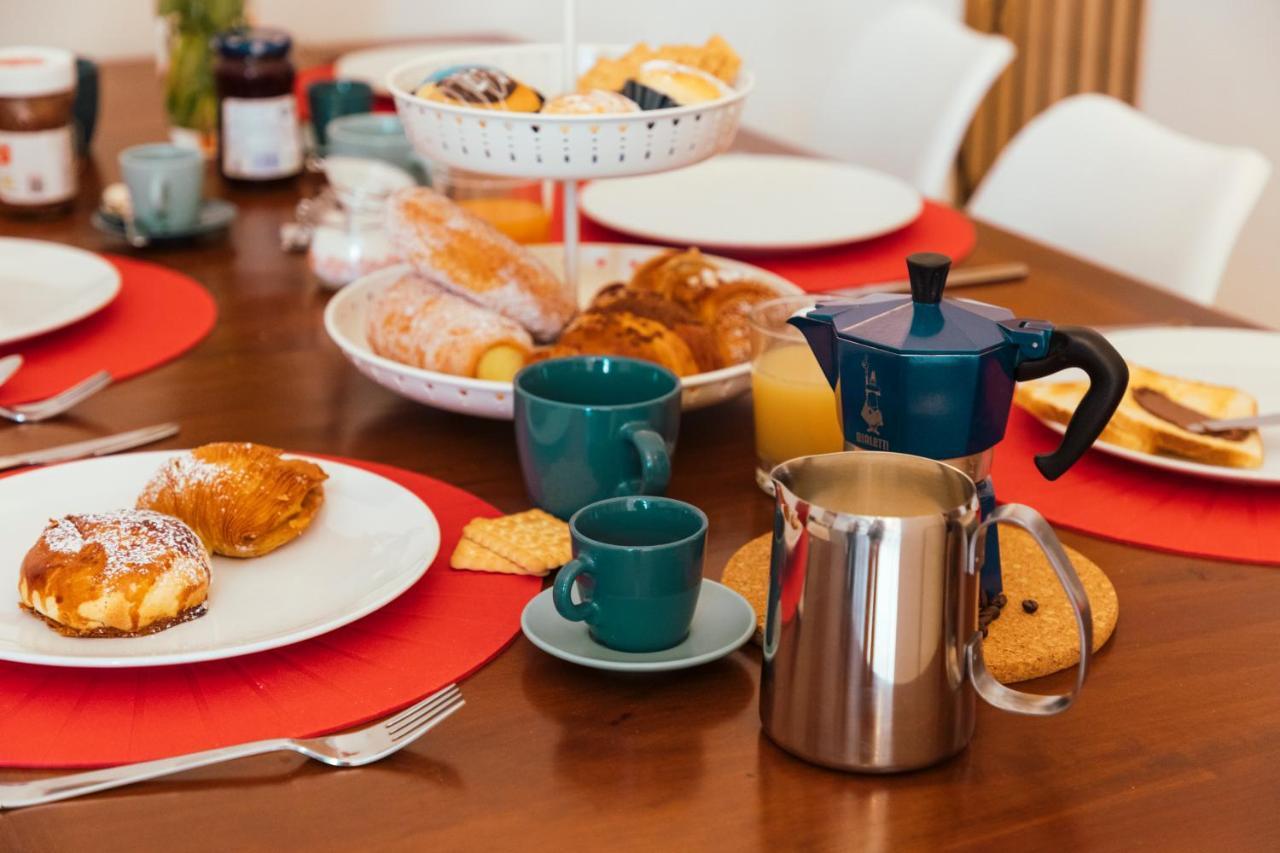 Relais Cuorenapoletano Наполи Екстериор снимка