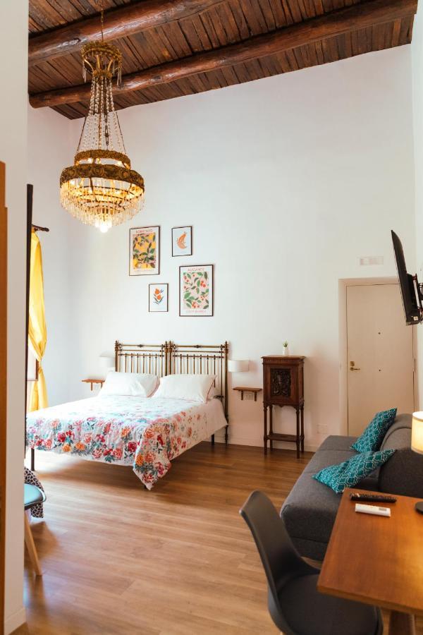 Relais Cuorenapoletano Наполи Екстериор снимка